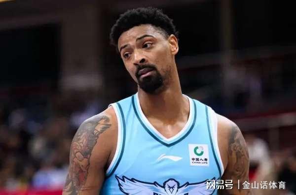 球速体育-掀翻联盟第4！2名辽粤弃将成功臣，一个6中5砍2双，一个末节12分