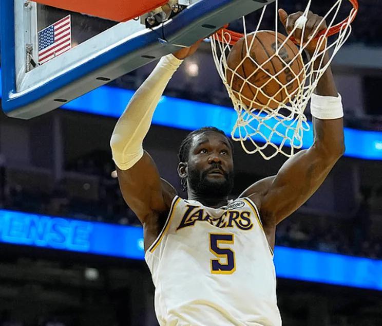 球速体育网址-湖人128-104国王3喜1忧!肯纳德+2配角太好用,艾顿作用太低!