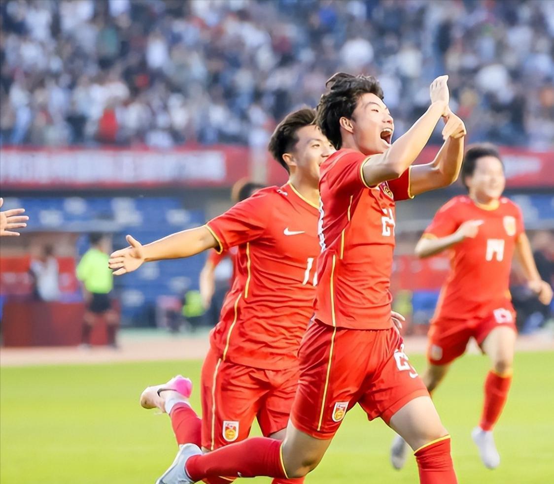 球速体育平台-绝境逢生！U17国足2-0卡塔尔，21年耻辱魔咒终结！八强死磕沙特